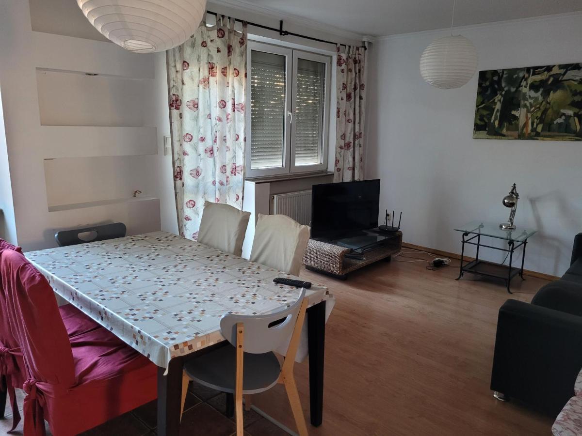 Apartament Cichy I Wygodny Stalowa Wola Bagian luar foto